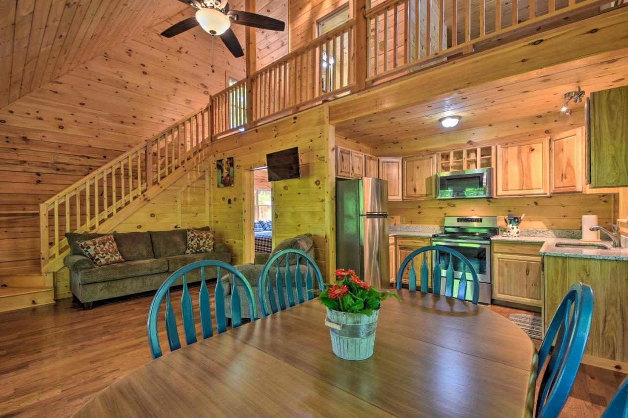 Murphy Cabin With Spacious Deck And Forest Views! מראה חיצוני תמונה
